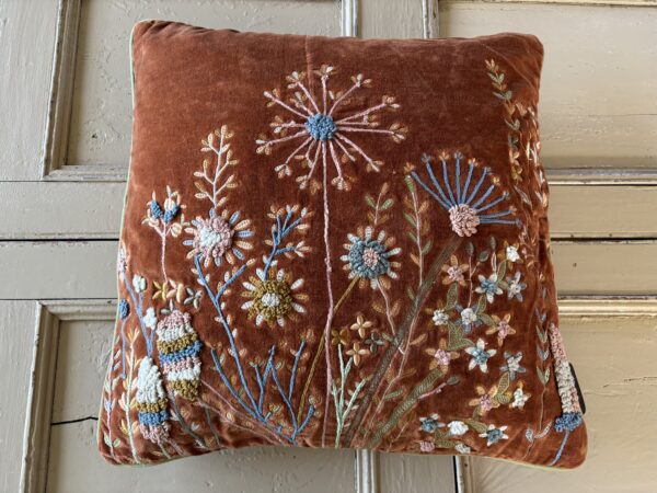Velvet cushion with cow parsley embroidery design