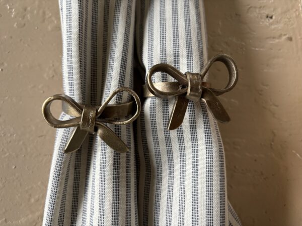 Brass Bow, Napkin Rings